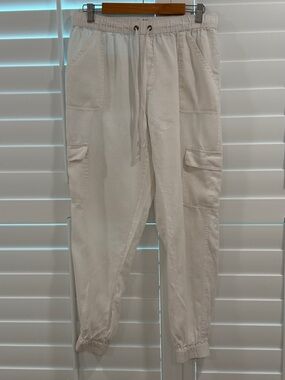 Nicole Miller White Linen Cargo Jogger Pants